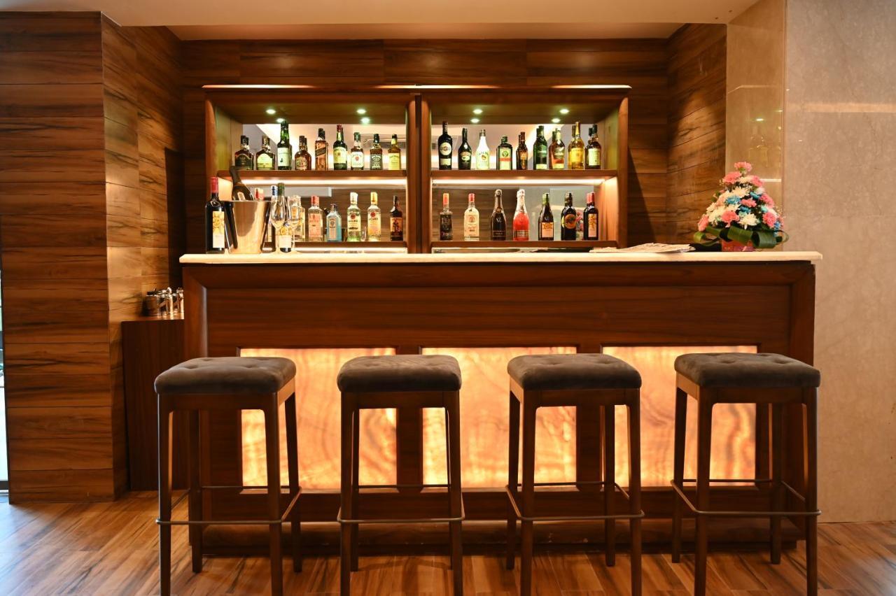 Resort The Lohias, Goa Candolim Ngoại thất bức ảnh