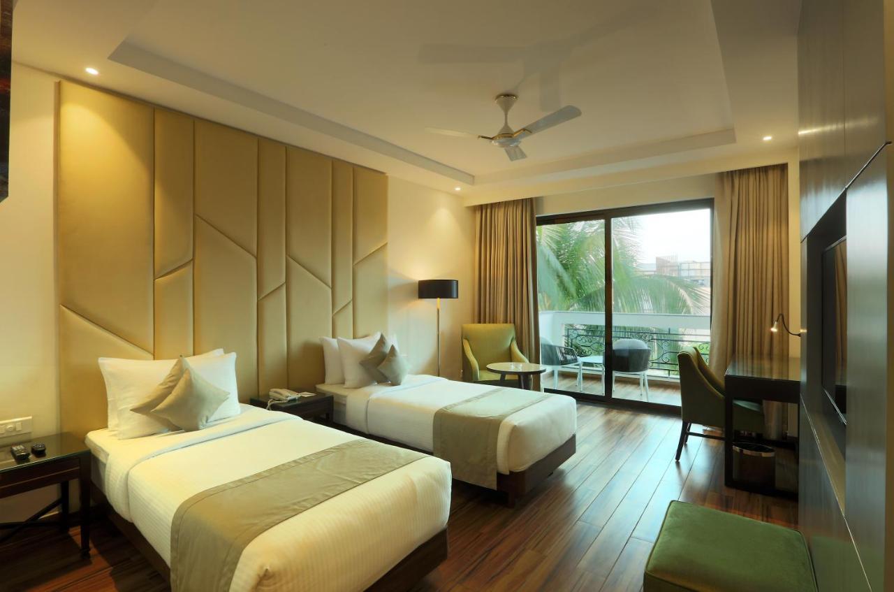 Resort The Lohias, Goa Candolim Ngoại thất bức ảnh